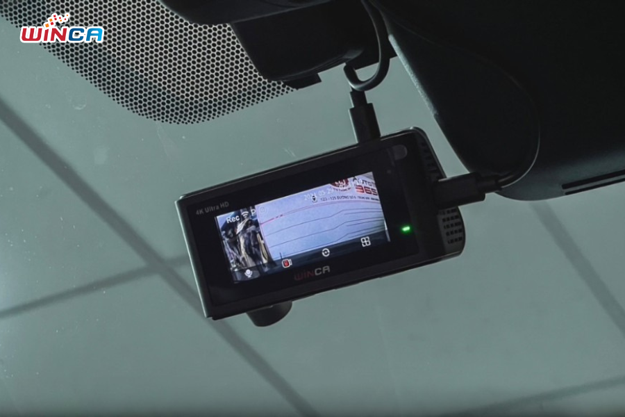 Camera hành trình ghi hình rõ nét, an toàn mọi hành trình