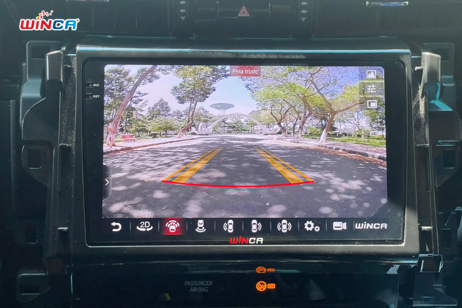 Tích hợp camera 360 độ quan sát toàn cảnh giúp lái xe an toàn hơn