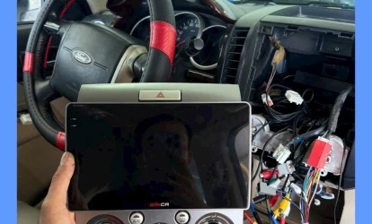 Ford Everest 2010 lắp màn Winca 9 Inch