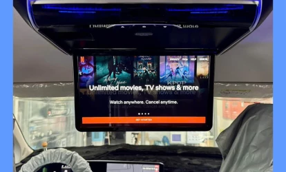 KIA Canival gắn màn hình Winca ốp trần