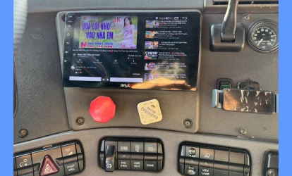 MÀN HÌNH ANDROID XE CONTAINER